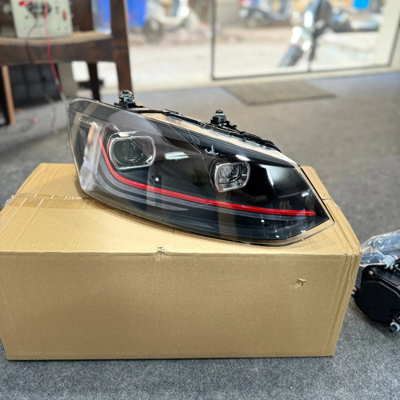POLO/VENTO (EURO SPEC) RED LINE HEAD LAMP