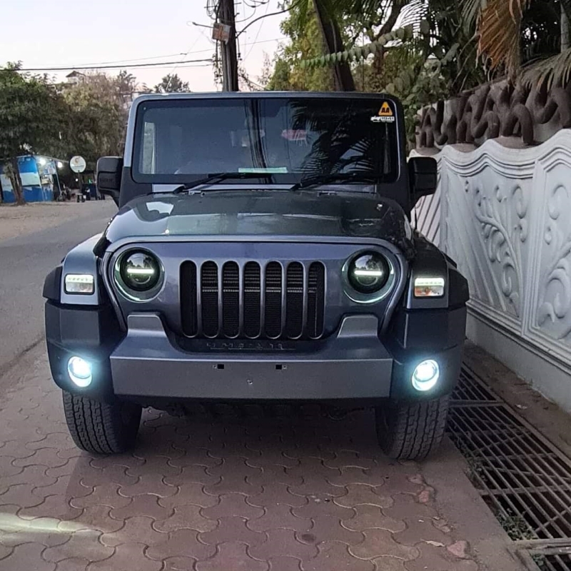 Mahindra Thar Minus Headlights With DRL